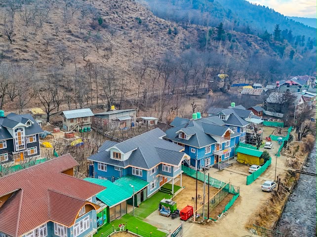Deodar Resort 2